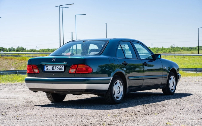 Mercedes-Benz Klasa E cena 6500 przebieg: 322000, rok produkcji 1998 z Poniec małe 631